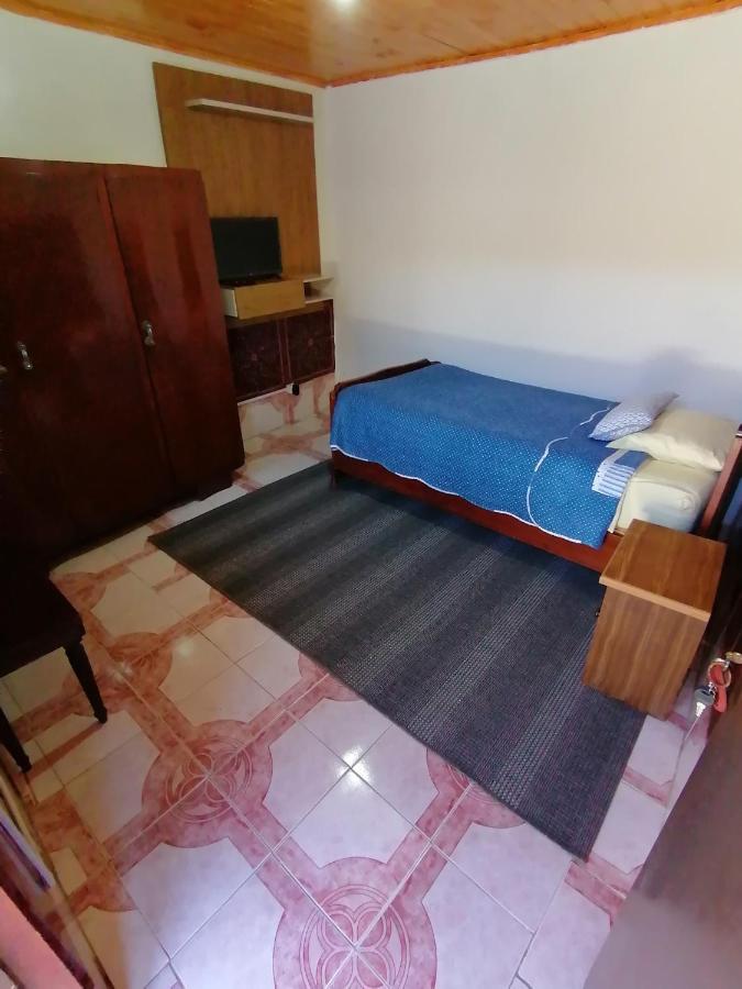 Hostal Playa Hermosa Пичилему Екстериор снимка